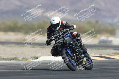 media/Oct-30-2025-Racers Edge (Thu) [[dabbdaf680]]/3-B Group/Session 2 (Turn 14)/